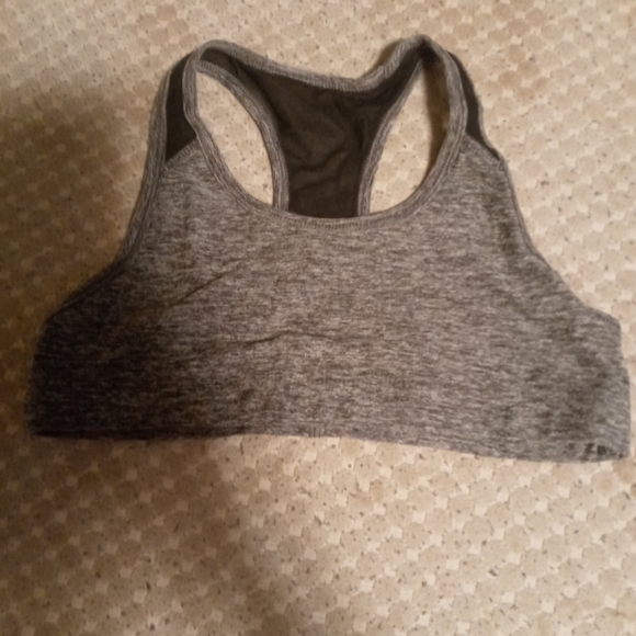 Sports bra bundle - Picture 7 of 7